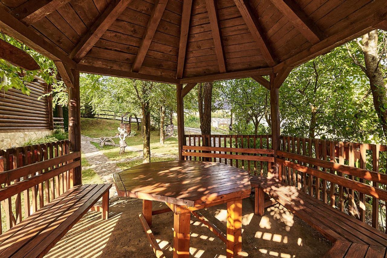 Country House Brijest 콜라신 외부 사진